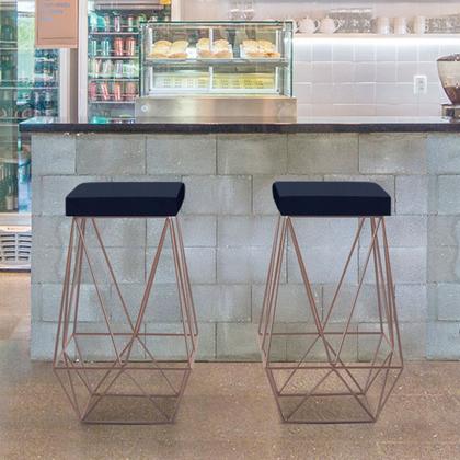 Imagem de Banqueta Alta Lucy Com Armação Preto Com Tecido Suede