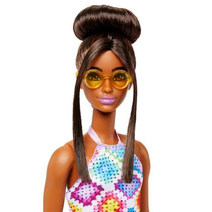 Imagem de Barbie Fashionista Vestido Branco com Rhombus - Mattel