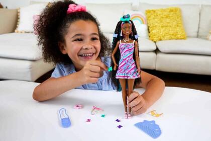 Imagem de Barbie Totally Hair Vestido Borboleta  Mattel