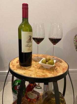 Imagem de Barzinho Mesa De Apoio Banco Barril Com Porta Taça