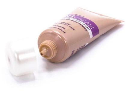 Imagem de Base BB Cream Loreal 5 em 1 Dermo Expertise Cor Escura FPS 20 30ml