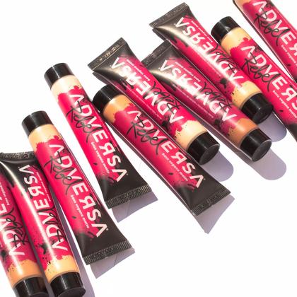 Imagem de Base Matte Vegana REBEL ADVERSA COR 100