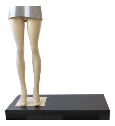 Imagem de Base Tablado Para Manequim Expositor Loja Boutique 1 Metro Preto Cód 403