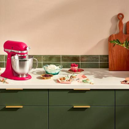 Imagem de Batedeira Planetária Artisan Kitchenaid 4,8L Hibiscus 127V