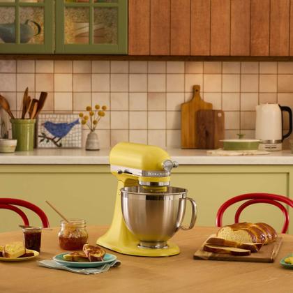 Imagem de Batedeira Stand Mixer Planetária Butter 4,8L 127V Kitchenaid Amarela