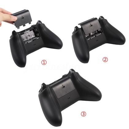 Imagem de Bateria Recarregável e Cabo Carregador USB Compatível com Controle Sem Fio Xbox One