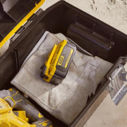 Imagem de Bateria Stanley SB204-BR 20V 4Ah  Alta Durabilidade e Desempenho Profissional