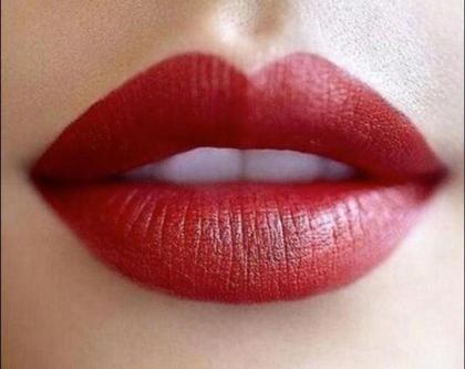 Imagem de Batom Líquido Matte 24h Max Love Cor 610 - Mais vendido - Efeito Matte - Aplicador moderno