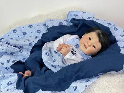 Imagem de Bebê Reborn Menino Realista Kit Original Jiali Cabelo Fio a Fio Corpo Tecido Suede Articulado Olhos Pretos 50cm, 2kg Enxoval ENVIO IMEDI