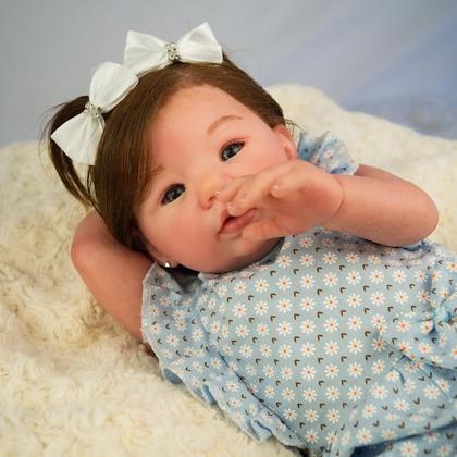 Imagem de Bebê reborn realista menina com chupeta corpo silicone banho