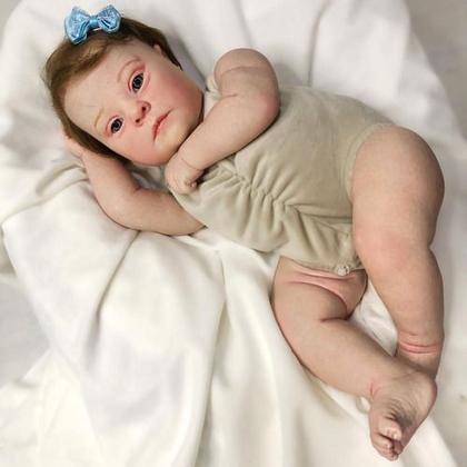Imagem de Bebê Reborn Síndrome De Down Realista Menina Fio A Fio