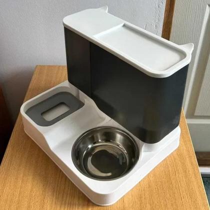 Imagem de Bebedouro Comedouro 2 em 1 Gravidade Com Bandeja em Inox Para Pet Cães Gatos