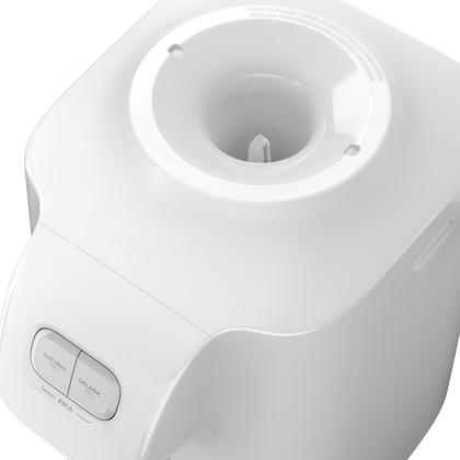 Imagem de Bebedouro Electrolux Água Gelada. Fria e Natural com Compressor Branco (BC01B)