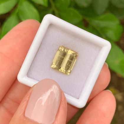 Imagem de Berilo Amarelo Baguete Retangular 3,59ct