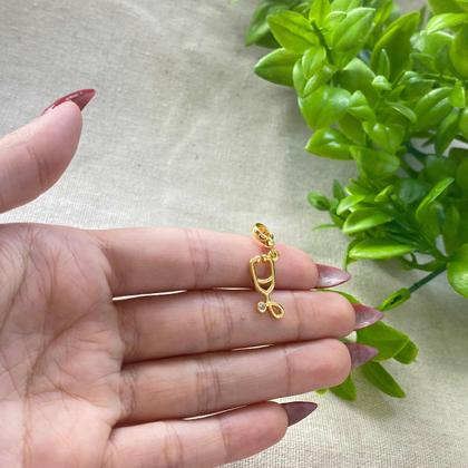 Imagem de Berloques Enfermagem Enfermeira Banhado a Ouro 18k