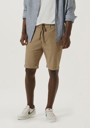 Imagem de Bermuda Básica Masculina Em Sarja Com Elastano