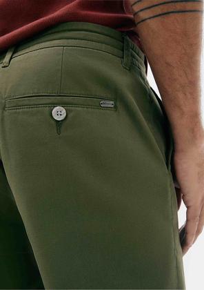 Imagem de Bermuda Básica Masculina Em Sarja Com Elastano