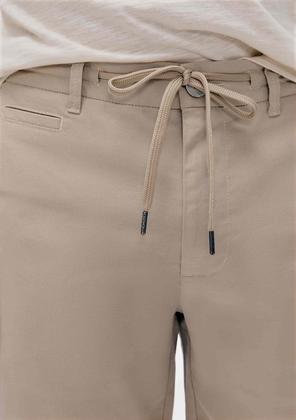 Imagem de Bermuda Básica Masculina Em Sarja Com Elastano