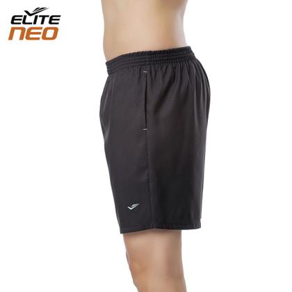 Imagem de Bermuda Masculina com Cós Elástico e Detalhes Contrastantes