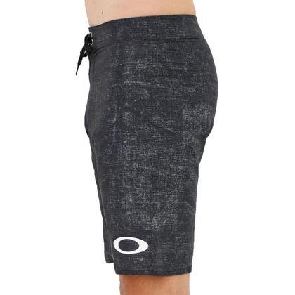 Imagem de Bermuda Oakley Basic - BLACKOUT