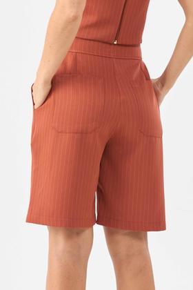 Imagem de Bermuda PKS Alfaiataria Risca Giz Terracota