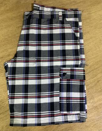 Imagem de Bermuda Plus Size Masculina Sarja Xadrez Bolso Cargo Algodão com Elastano Extra Grande