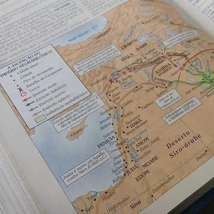 Imagem de Bíblia 1611 King James De Estudo Holman Marrom Com Preta 6 Edicao - BVBOOKS 