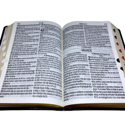 Imagem de Bíblia assembleia pentecostal letra Jumbo Extra Gigante E Harpa Capa Arabesco Dourada