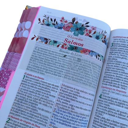 Imagem de Bíblia da Mulher Sábia de Estudos Branca Fé com Abas adesivas + marca páginas