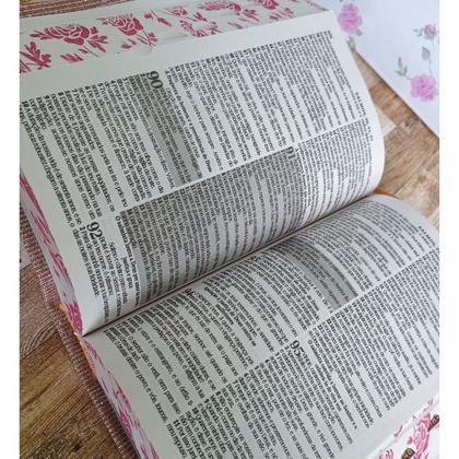 Imagem de Bíblia Feminina Média com Harpa Palavras de Jesus em Vermelho - Glitter com Botão Magnético