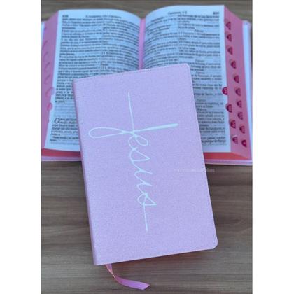 Imagem de Biblia Glitter 100% Rosa claro com nome JESUS - ARC