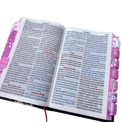 Imagem de Bíblia Letra Jumbo Preta Glitter 100% Tudo Posso Naquele Personalizada Com Abas Arc Full Color Cpp