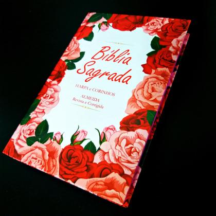 Imagem de Bíblia sagrada feminina adolescente maravilhosa floral sk - CPP (CASA PUBLICANA PAULISTA)