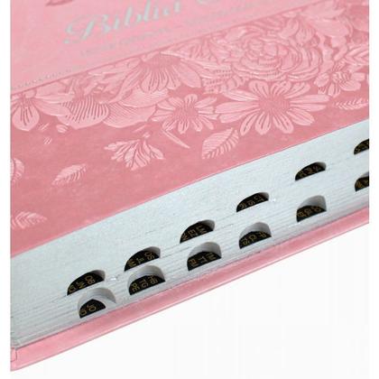 Imagem de Bíblia Sagrada feminina Letra Gigante ARC porte médio Rosa