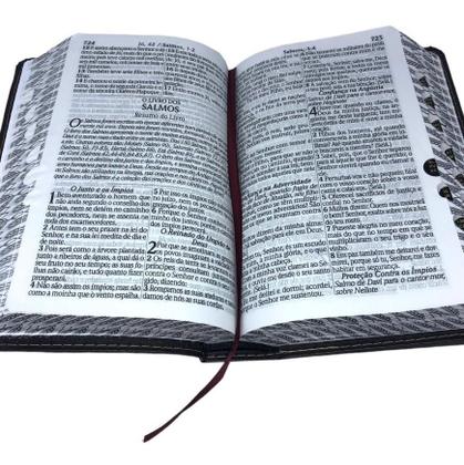 Imagem de Bíblia Sagrada Flores Preta Capa Dura Tradução  Feminina