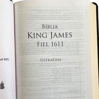 Imagem de Bíblia Sagrada King James BKJ 1611 Corrigida Fiel Ultrafina Slim Índice Preta Luxo