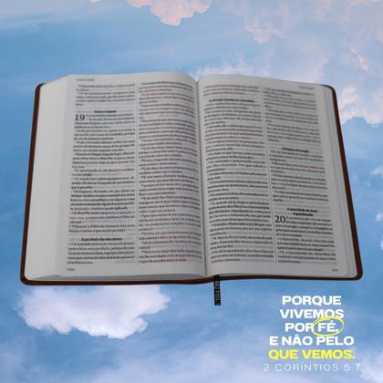 Imagem de Bíblia Sagrada King James Deus Fiel 1611 Letra Extra Gigante Capa Marrom BKJ