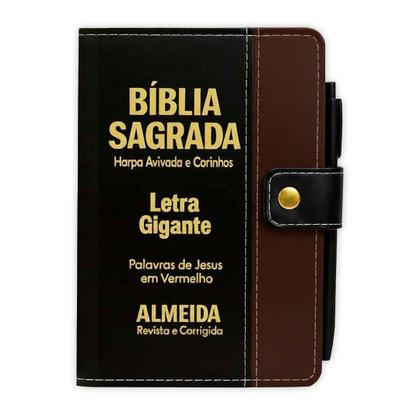 Imagem de Bíblia Sagrada Letra Gigante - Preto C/ Marrom - Botão e Caneta Revista e Corrigida - Com Harpa
