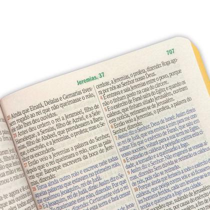 Imagem de Bíblia Sagrada Letra HIpergigante Botão Preta/Azul