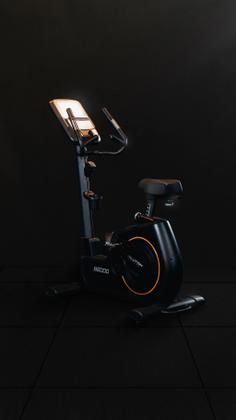 Imagem de Bicicleta Vertical Profissional  Evolution Fitness B 6000