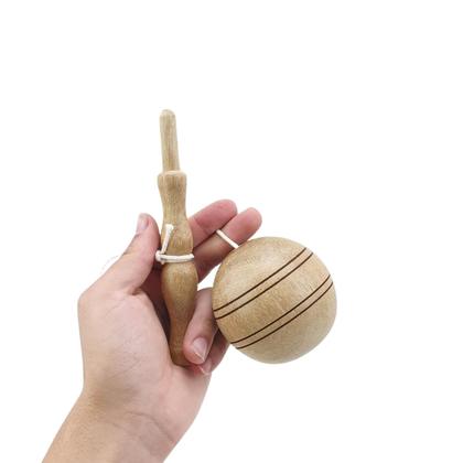Imagem de Bilboque Tradicional Bola em Madeira Clássico Divertido