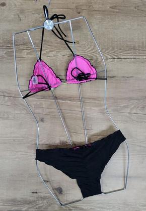 Imagem de Biquíni Cortininha Liso Com Bojo e Calcinha Empina Bumbum