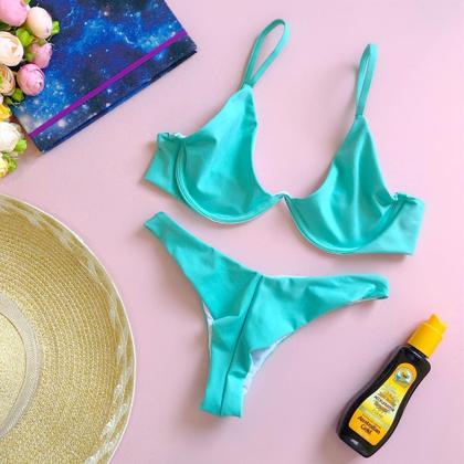 Imagem de Biquíni Feminino Aro Sem Bojo com Calcinha Asa Delta e Fio Duplo