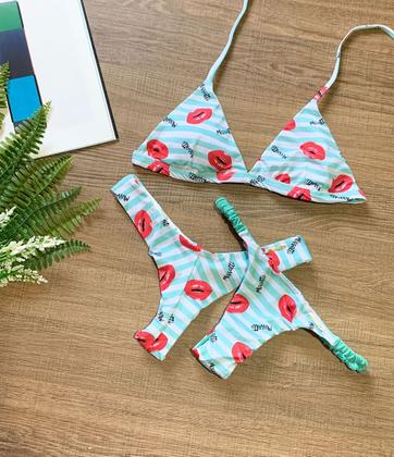 Imagem de Biquíni Feminino Aviador Com Bojo e 2 Calcinhas uma Asa Delta Fio Duplo e Calcinha FruFru