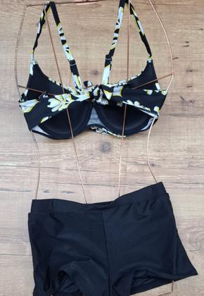 Imagem de Biquíni Feminino Plus Size Com Bojo Alça Regulável e Calcinha Shortinho