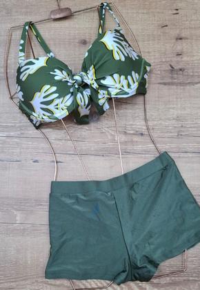 Imagem de Biquíni Feminino Plus Size Com Bojo Alça Regulável e Calcinha Shortinho