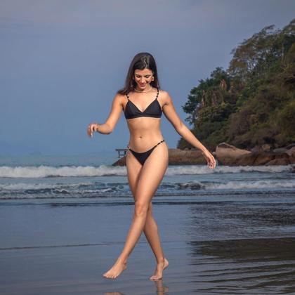 Imagem de Biquini Top Triangulo Cortininha Poliamida Elastano Alça Fina Com Ajuste Calcinha Fita Fio Bronze