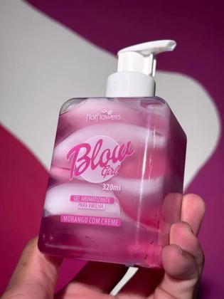 Imagem de Blow Girl - Gel Beijável para Virilha Morango com Creme 320ml Hot Flowers