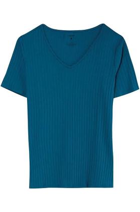Imagem de Blusa Básica Feminina Plus Size Decote V Em Canelado de Viscose