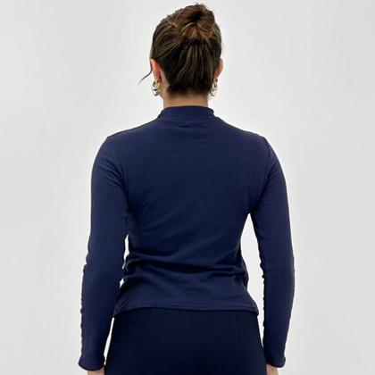 Imagem de Blusa Facinelli Básica Gola Alta em Suede Feminina